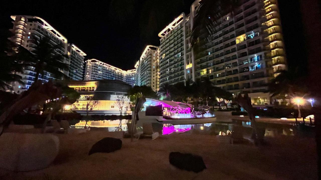 Azure Urban Resort Maui Unit Манила Экстерьер фото