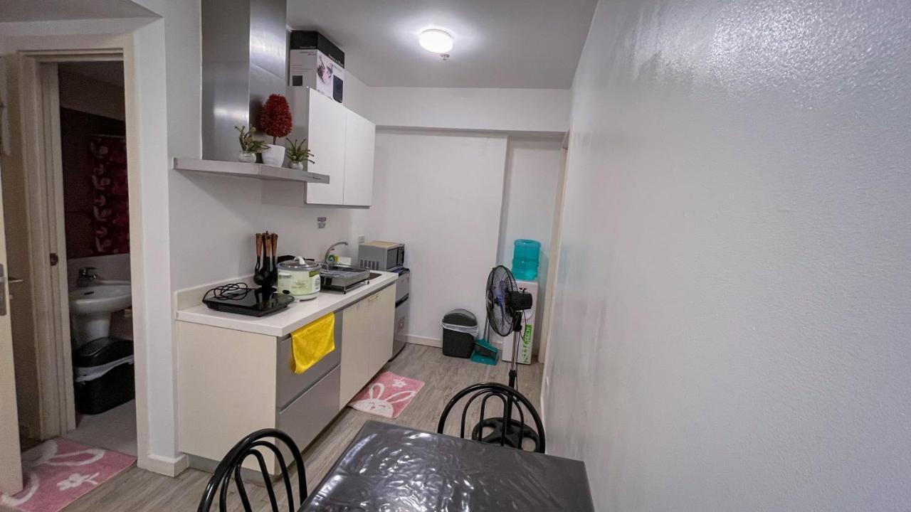Azure Urban Resort Maui Unit Манила Экстерьер фото