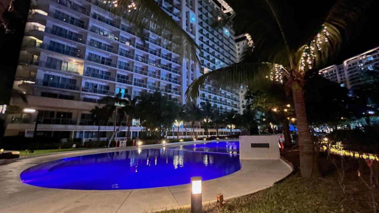 Azure Urban Resort Maui Unit Манила Экстерьер фото