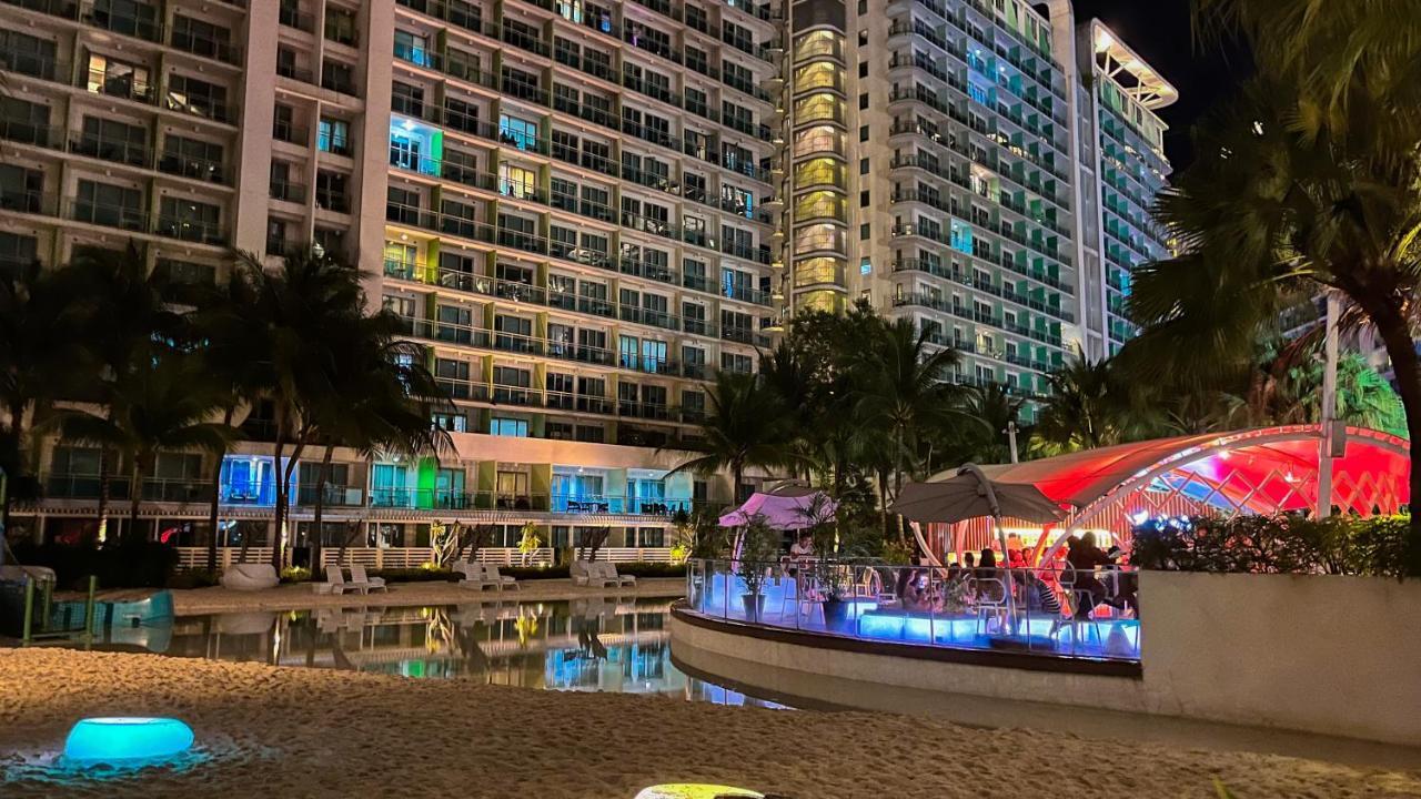 Azure Urban Resort Maui Unit Манила Экстерьер фото